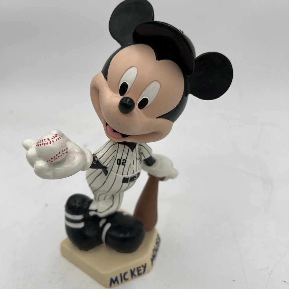 Disney Chicago White Sox Mickey Mouse MLB All Star Figurine 6.5" Resin Statue